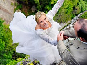 Fenomena Pre-Wedding Ekstrem, Bahaya Tapi Menggoda