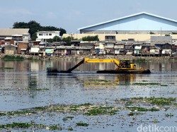 Solusi Ahok untuk Pompa Waduk Pluit yang Mati: Ganti Kabel