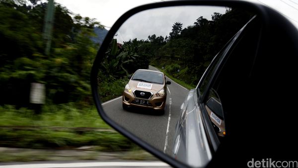 Pesona Alam Minang Pikat Peserta Datsun Risers Expedition