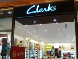 Brand Sepatu Clarks Diskon Hingga 70% di Kuningan City