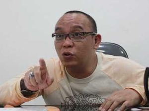 Jhody Diminta Sahabat Berpikir Positif Meski Alami Serangan Jantung Jhody Diminta Sahabat Berpikir Positif Meski Alami Serangan Jantung