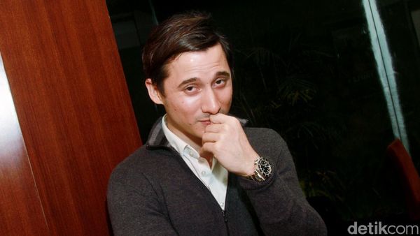 Nino Fernandez Diet Demi Hidup Sehat