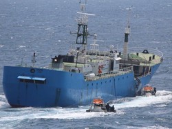 Australia Dukung Indonesia Tenggelamkan Kapal Ilegal Fishing Viking