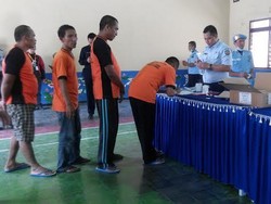 Warga Binaan dan Petugas di Dua Lapas Blitar Dites Urine
