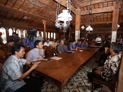 SBY Minta Presiden Jokowi Terus Perhatikan Kesejahteraan Guru