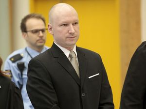 Breivik Si Pembantai 77 Orang Kini Mengaku Tak Ingin Hidup Lagi Breivik Si Pembantai 77 Orang Kini Mengaku Tak Ingin Hidup Lagi