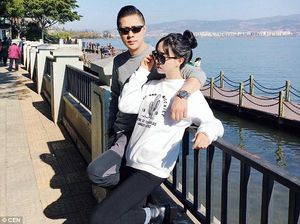Awet Muda, Ayah dan Ibu Ini Sering Dikira Kakak dan Pacar Anaknya