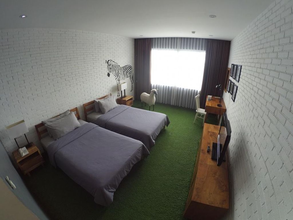 Hotel Paling Fotogenik di Bandung, Tiap Kamar Punya Tema Beda Hotel Paling Fotogenik di Bandung, Tiap Kamar Punya Tema Beda