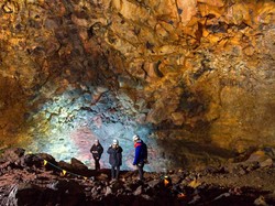 Cuma di Islandia, Konser Musik di Dalam Gunung Berapi!