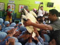 Beragam Ekspresi Ratusan Bocah TK-PAUD Belajar Mencintai Penyu