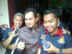 Rekonstruksi Kasus Pencabulan Saipul Jamil Diserbu Ibu-ibu