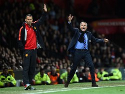 MU di Antara Giggs dan Mourinho