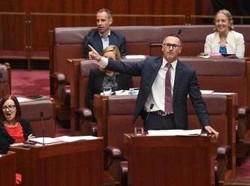 Senat Australia Bersidang 28 Jam Tanpa Henti