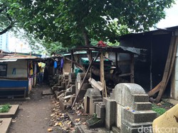 Warga Kampung Pemulung di TPU Menteng Pulo Pasrah Digusur 7 April