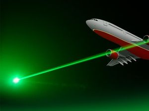 Jangan Pernah Tembakkan Laser ke Helikopter Polisi, Urusannya Bisa Panjang Jangan Pernah Tembakkan Laser ke Helikopter Polisi, Urusannya Bisa Panjang