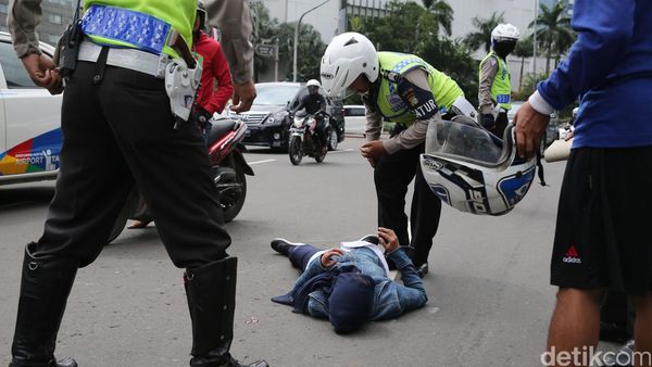 Kecelakaan Tunggal di Bundaran HI
