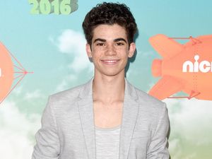 Cameron Boyce Pemain Descendants 3 Meninggal Dunia Cameron Boyce Pemain Descendants 3 Meninggal Dunia