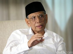 Kondisi Kesehatan Membaik, KH Hasyim Muzadi Pilih Pulang ke Rumah