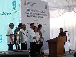 Diresmikan Jokowi, Tol Surabaya-Mojokerto Seksi IV Mulai Beroperasi