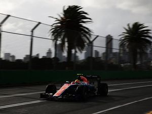 Rio Kena Penalti, Start dari Urutan 22