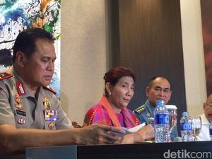 Menteri Susi Minta KRI yang Beroperasi di Natuna Berukuran Besar Menteri Susi Minta KRI yang Beroperasi di Natuna Berukuran Besar