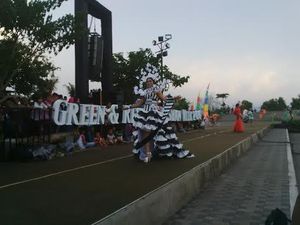 Green Recycle Fashion Week 2016 Pukau Penonton di Pantai Boom Green Recycle Fashion Week 2016 Pukau Penonton di Pantai Boom
