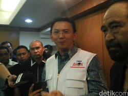 Ahok Sebut Surya Paloh yang Pertama Ditemui untuk Maju Pilkada DKI