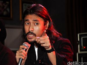 Jati Diri Marcello Tahitoe di Album Jalur Alternatif