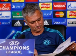 Kabar Pra-Kontrak dan Pro-Kontra Mourinho ke Setan Merah
