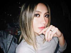 Terungkap, Ternyata Begini Penampakan Dompet Agnez Mo, Sederhana Banget!