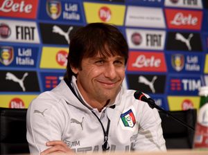 Ranieri Sukses di Leicester, Hasil Polesan Conte pun Ditunggu