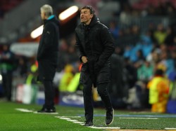 Enrique: Menang dan Imbang Datang Seperti Hadiah Natal