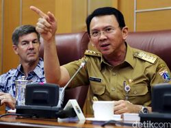 Ahok Terima Kunjungan JIS di Balaikota