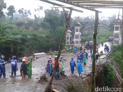 Banjir Bandang di Magelang, Satu Orang Tewas dan Jembatan Rusak Berat