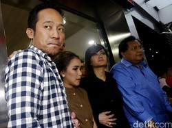 Ayu Ting Ting Cs Tak Mau Banyak Komentar Soal Pemeriksaan Kasus Zaskia Gotik