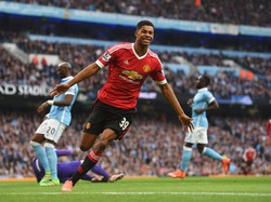 Sinar Rashford berlanjut di laga derby Manchester. Saat itu, Setan Merah dibawa menang 1-0 atas Manchester City saat bertanding di Etihad Stadium (Foto: Michael Regan/Getty Images)