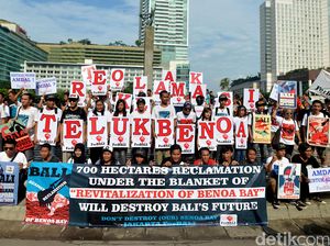 Luhut Sebut Reklamasi Jalan Terus, Koster Bilang Diam Saja