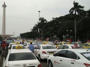Taksi Express Grup: Kami Tidak Bertanggung Jawab Atas Aksi Unjuk Rasa