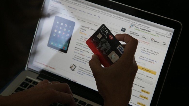 Sulitnya Pemerintah Pajaki Toko Online