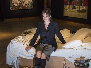 Tracey Emin Debut Pameran Tunggal di Hong Kong