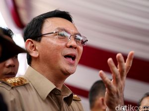 Balas Pantun Ahok dan Ahmad Dhani yang Semakin Memanas Balas Pantun Ahok dan Ahmad Dhani yang Semakin Memanas
