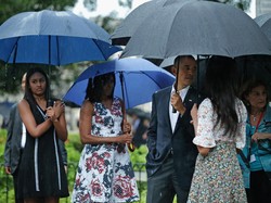 Obama Diejek Putrinya di Snapchat