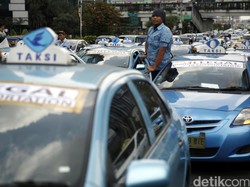 Harga Sahamnya Anjlok, Blue Bird: Kita Nggak Sempat Ngeliatin