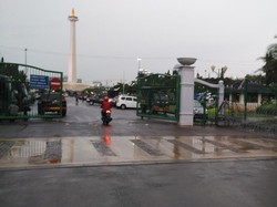 Penampakan Seputar Monas Sudah Bersih dari Taksi yang Demo
