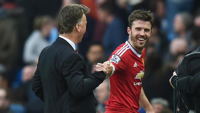 Carrick Menunggu Kontrak Baru