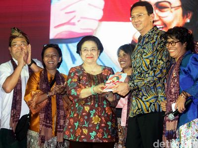 Ahok Hingga Boediono Hadiri Peluncuran Buku Megawati
