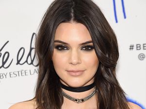 Calvin Klein Kecewa Iklan Calvin Klein Dibintangi Kendall Jenner, Kenapa?