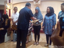 Keluarga Korban Helikopter Jatuh di Poso Diberi Santunan Rp 400 Juta