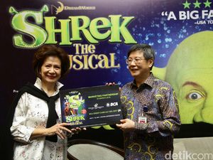 BCA Gandeng Ciputra Artpreneur Tampilkan Shrek The Musical