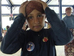 Tentang Rizky, Bocah yang Jadi Abdi Dalem Keraton Yogya sejak Usia 15 Bulan
